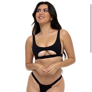 INDAH
Dalena Swim Top size small NWT